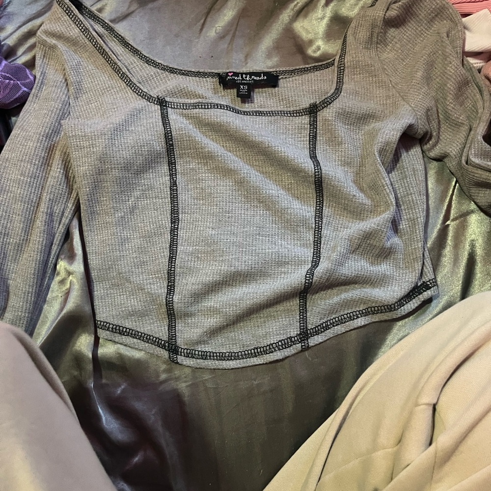 green off shoulder longsleeve